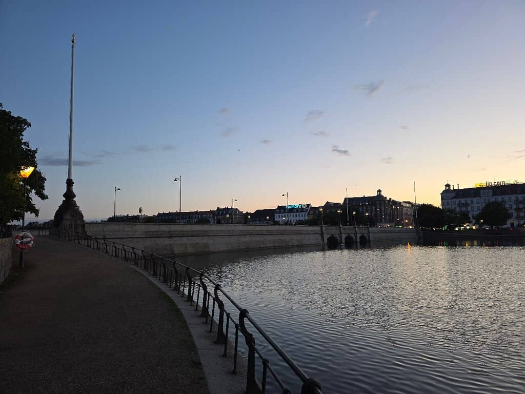 The Iconic Bridge View