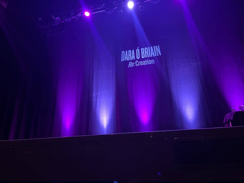 Intimate Atmosphere