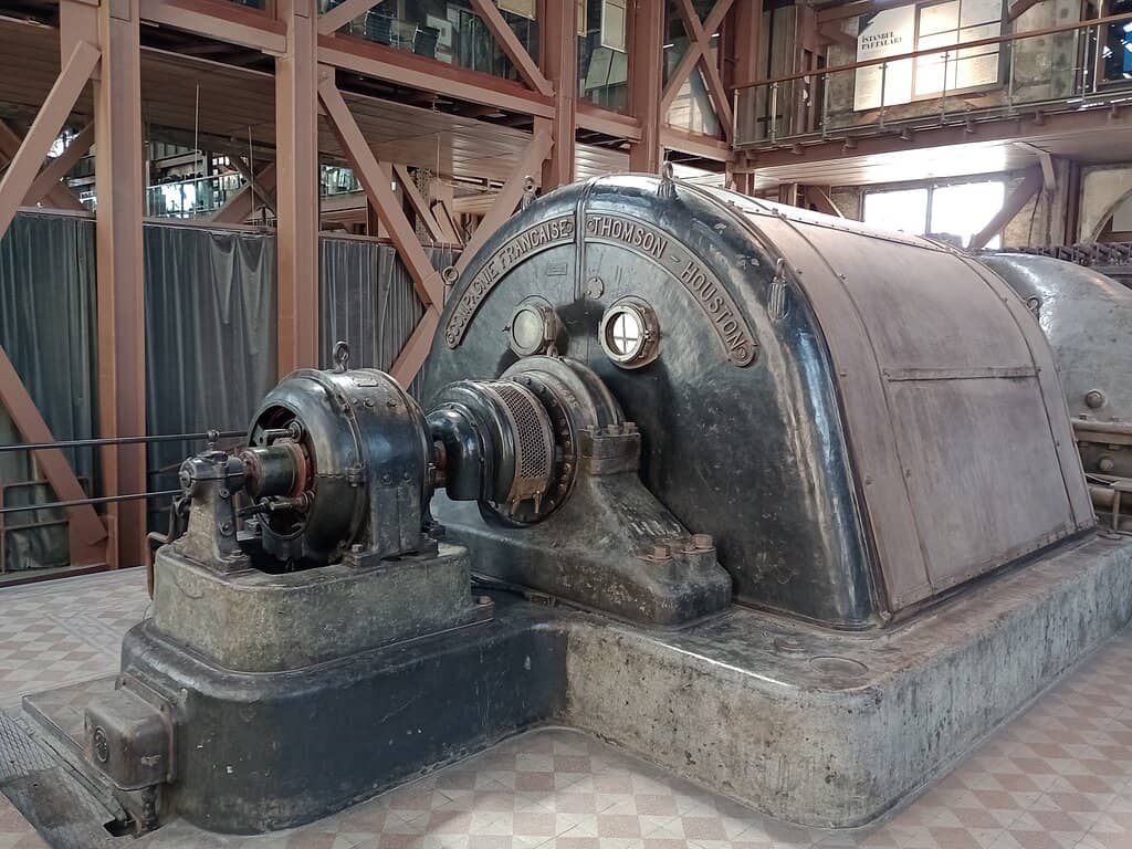 Modern Art & Design Spaces