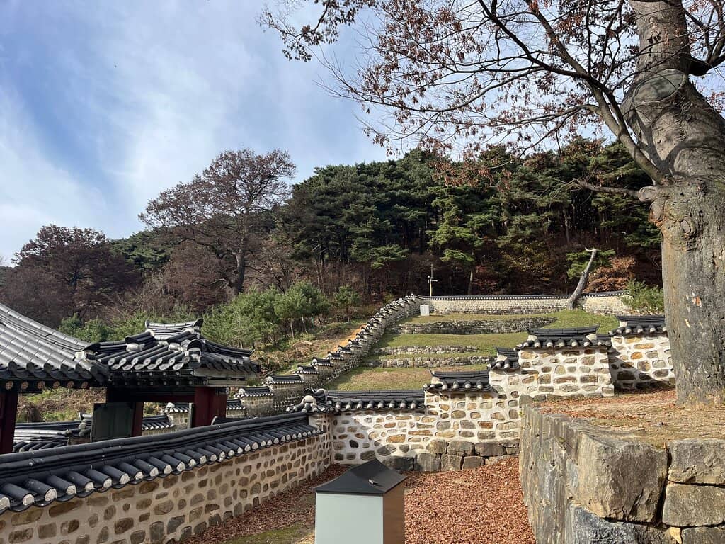 Sungnyeoljeon Shrine