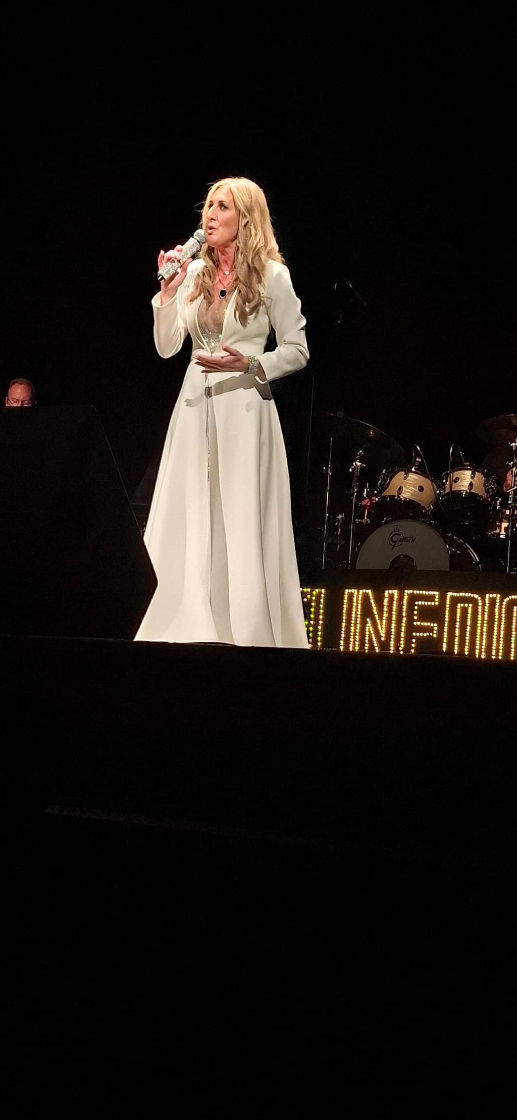 Diverse Live Entertainment