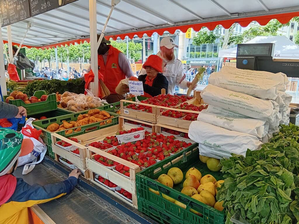Vibrant Market Atmosphere