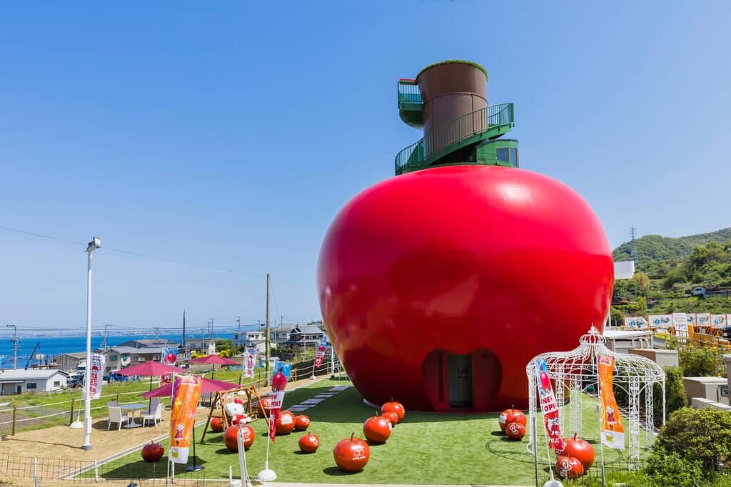 Themed Restaurant & Tea Time