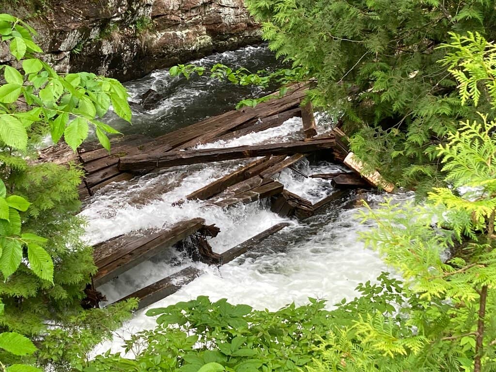 Scenic Hiking Trails