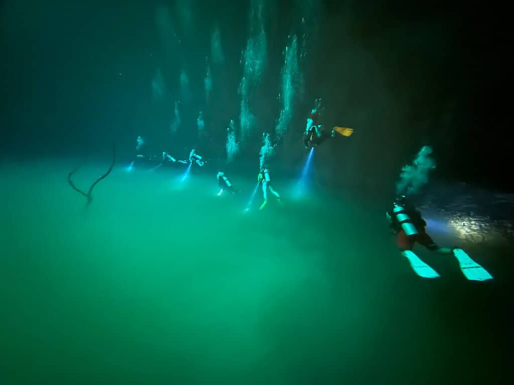 Wall Dives