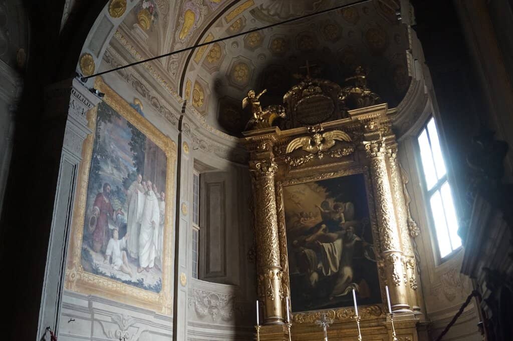 Superb Wall and Ceiling Paintings