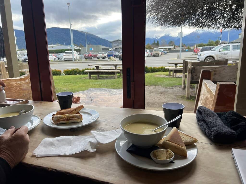 Cozy Atmosphere & Friendly Service