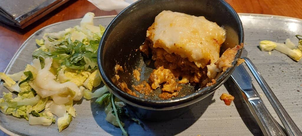 Picturesque Lakeside Views