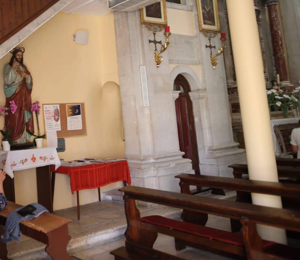 Breathtaking Contrasts