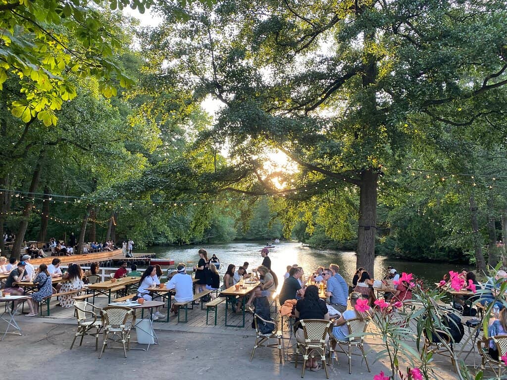 Winter Market & Ice Stock Sport