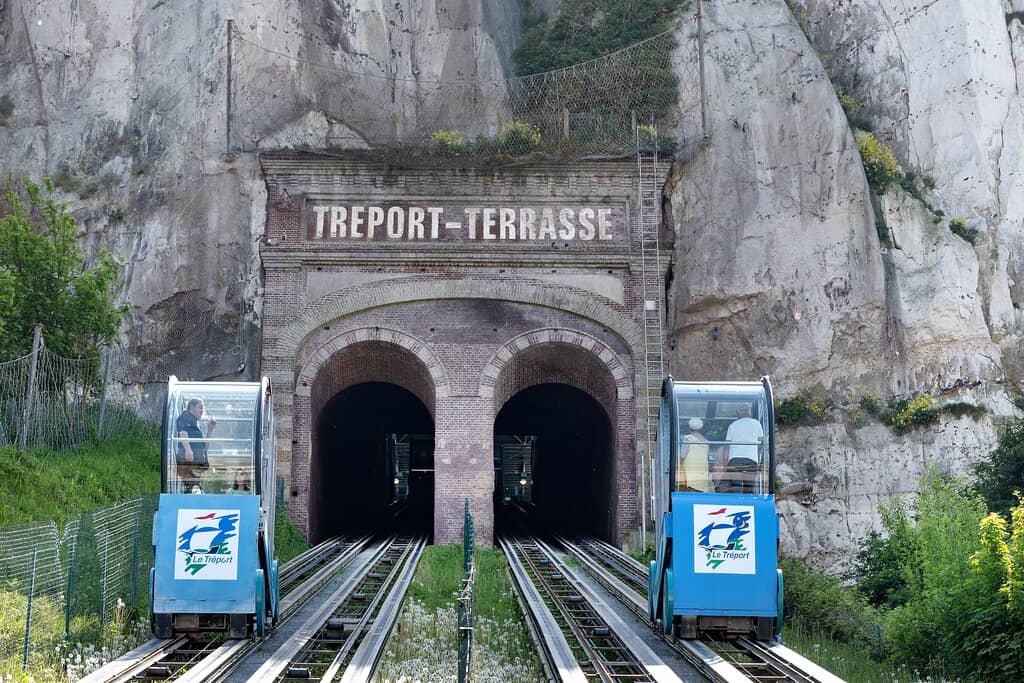 Alabaster Coast Views