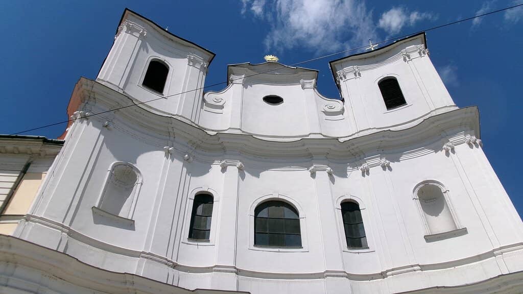 Colorful Marble Accents