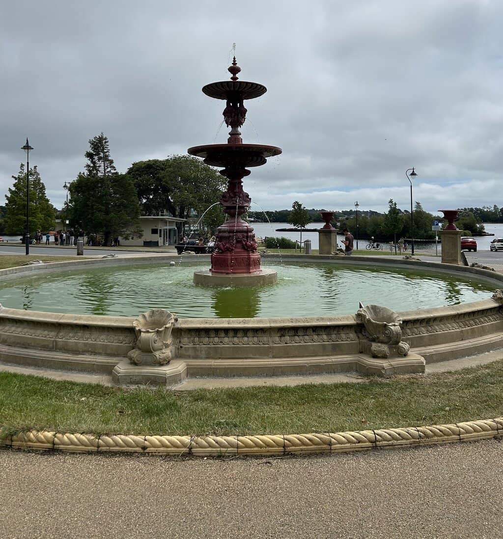 Playgrounds & Outdoor Fitness