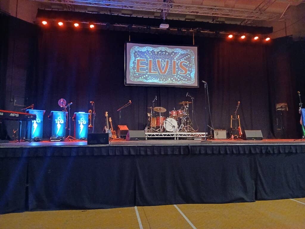 Live Music & Tribute Acts