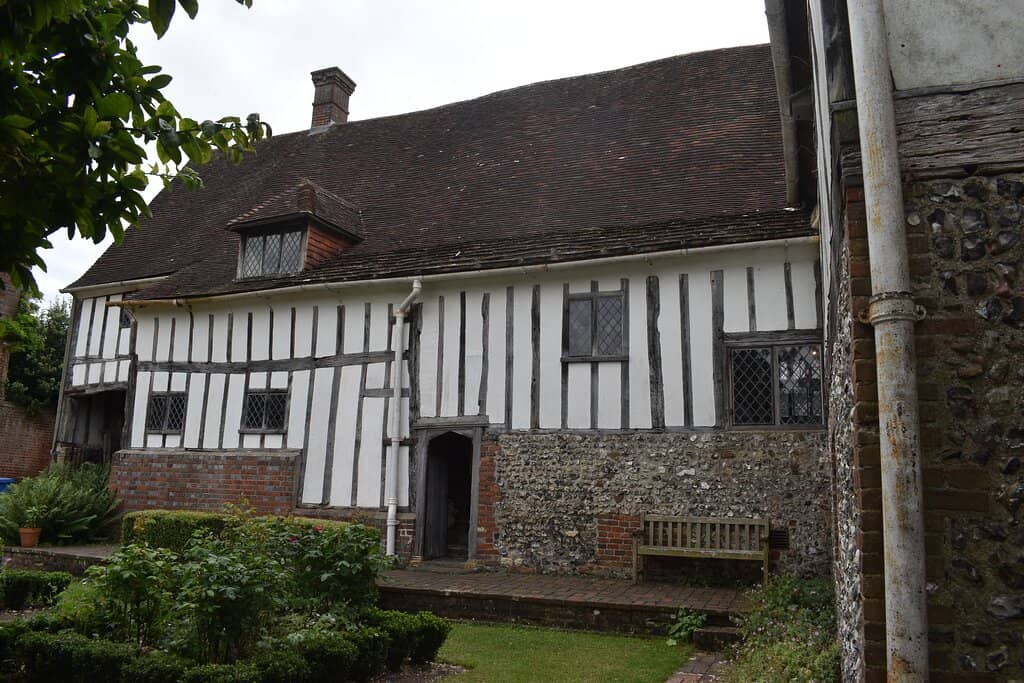 Furnished Parlour & Bedroom