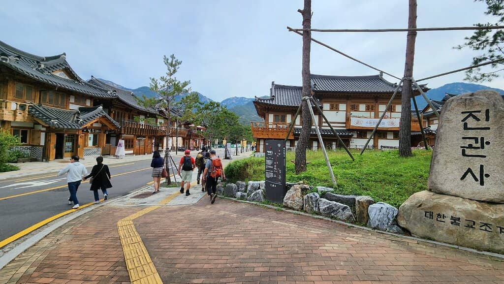 Panoramic Cafe Views