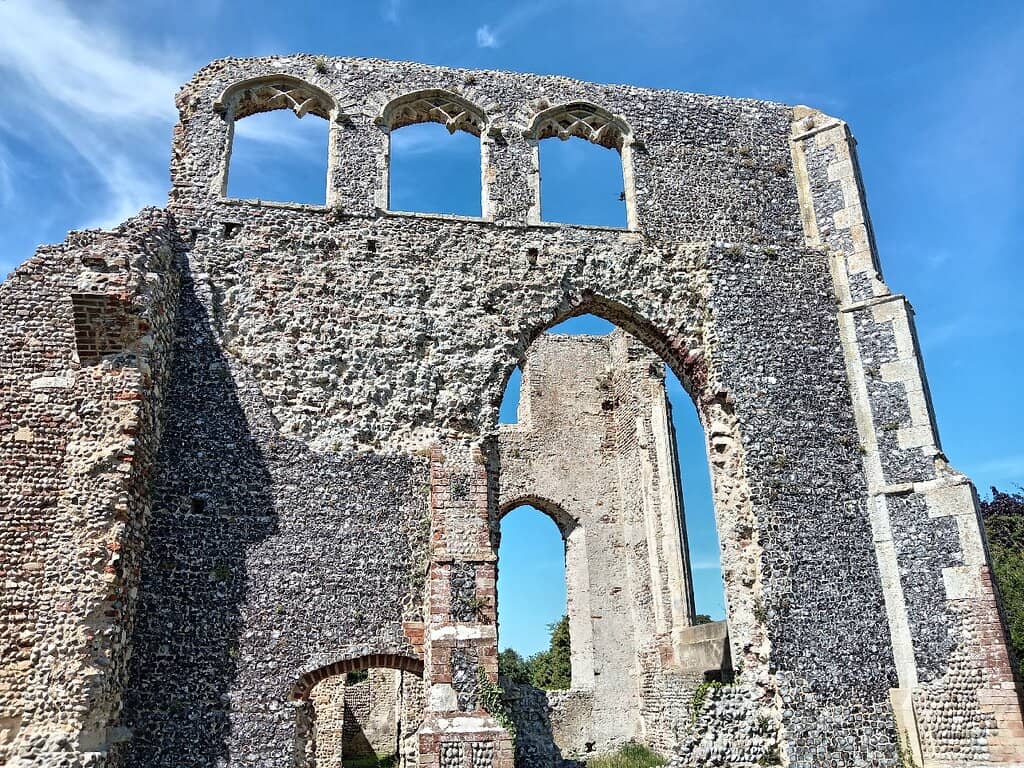 Woodland & Stream Walk