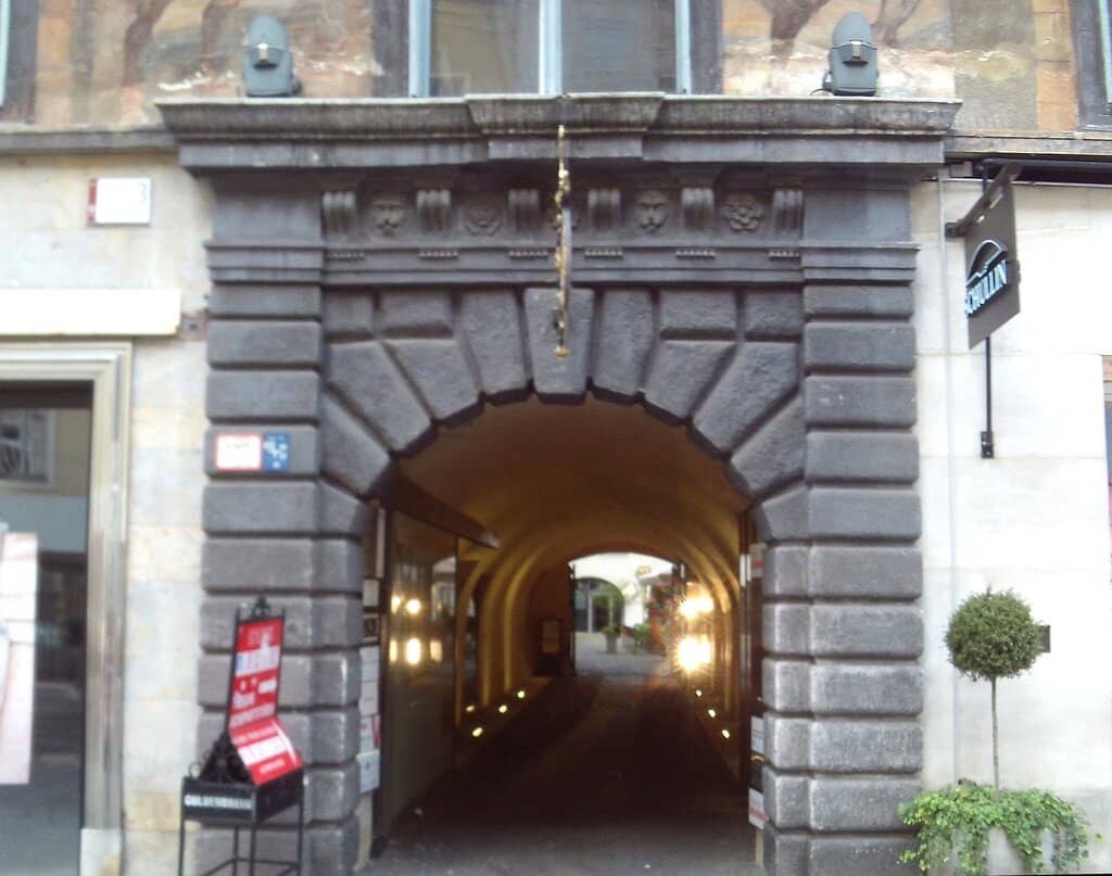 Main Square Location