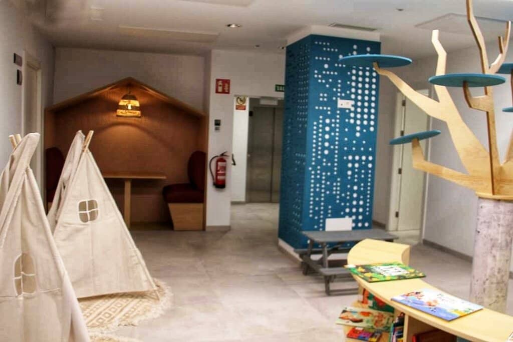 Library of Contemporary Cultures
