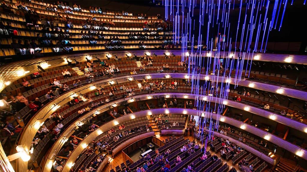 Spectacular Architecture