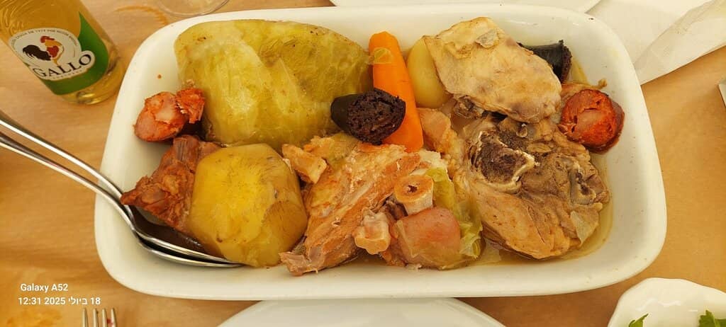 Exclusive & Upbeat Ambiance