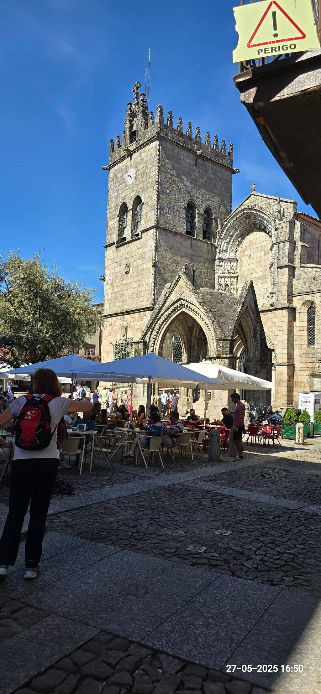 Largo da Oliveira Square