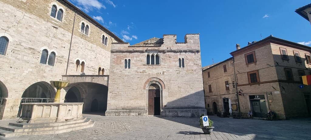 Intimidating Crypt
