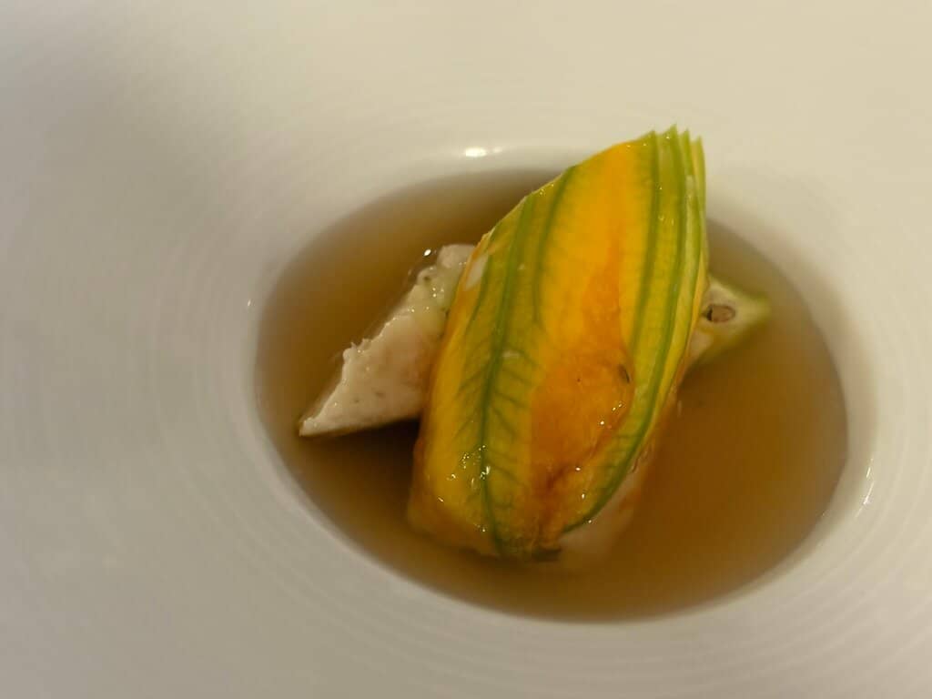 Elegant Ambiance and Garden Dining