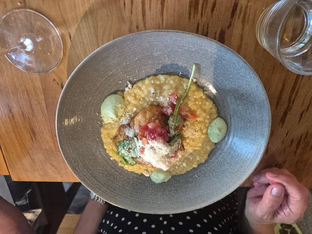 Tasty Cocktails & Garlic Bread