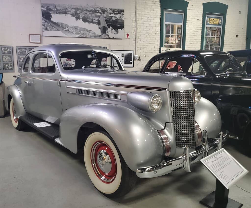 R.E. Olds' Personal Collection