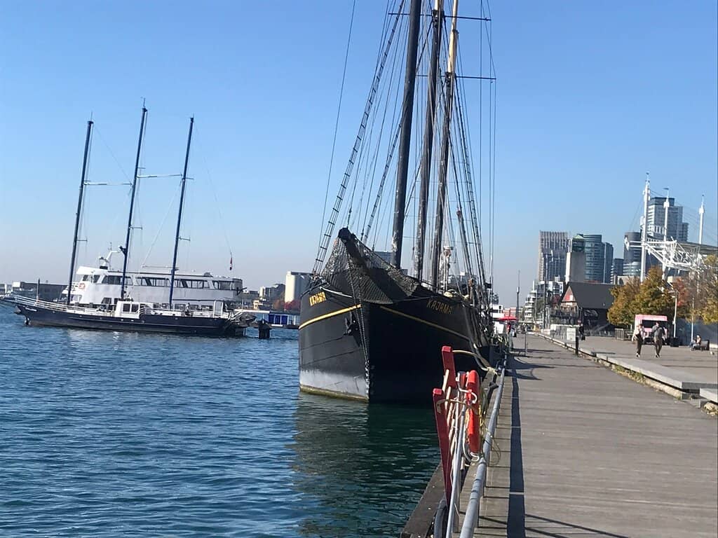 Harbourfront Express Train