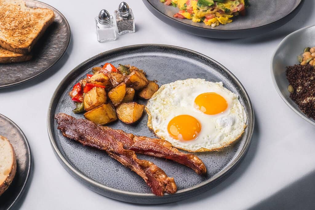 Romantic & Elegant Atmosphere