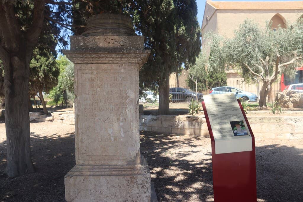 Necropolis