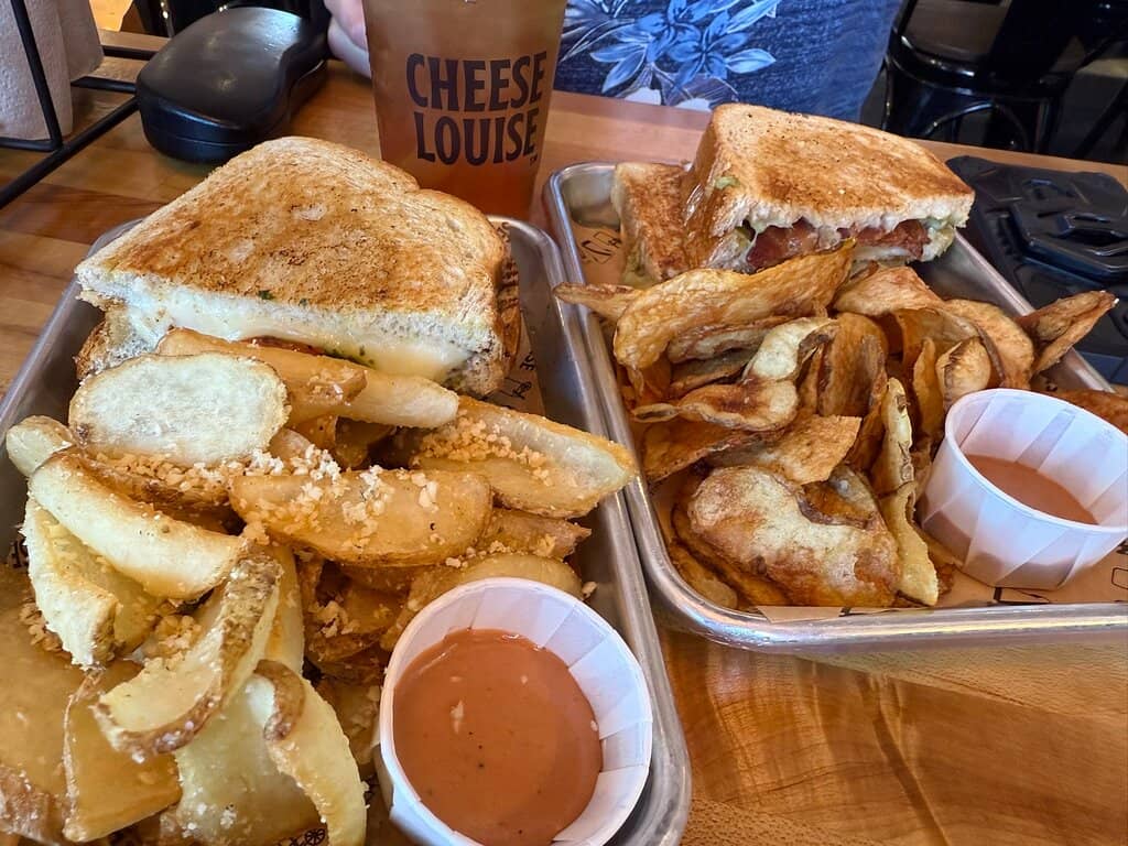 Fun Atmosphere with Live Music