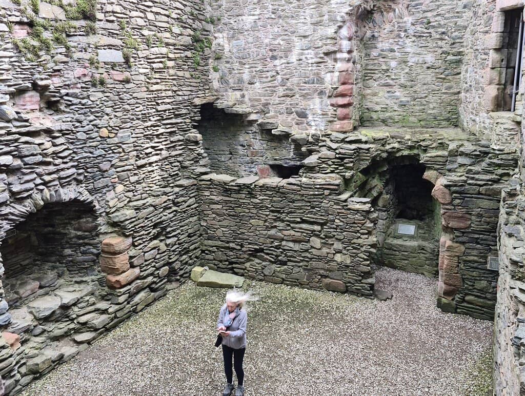 The Dramatic Setting