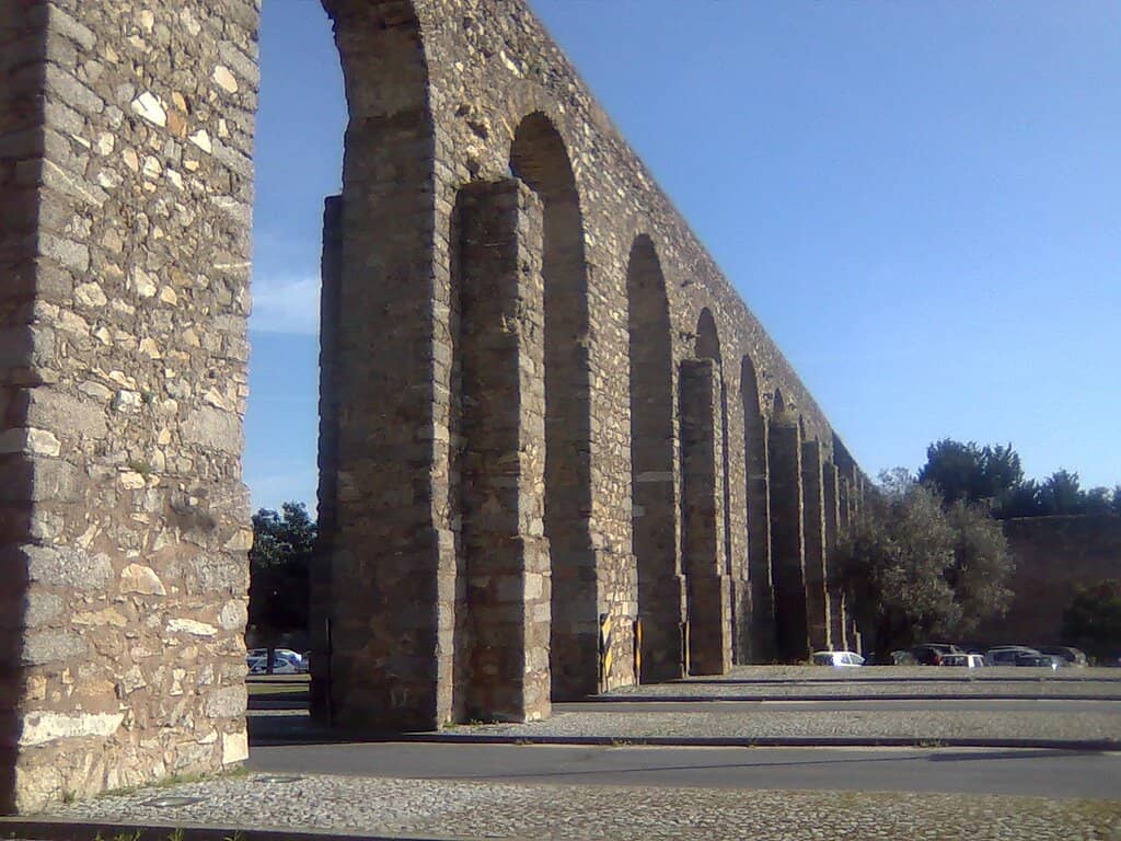 The Integrated Arches