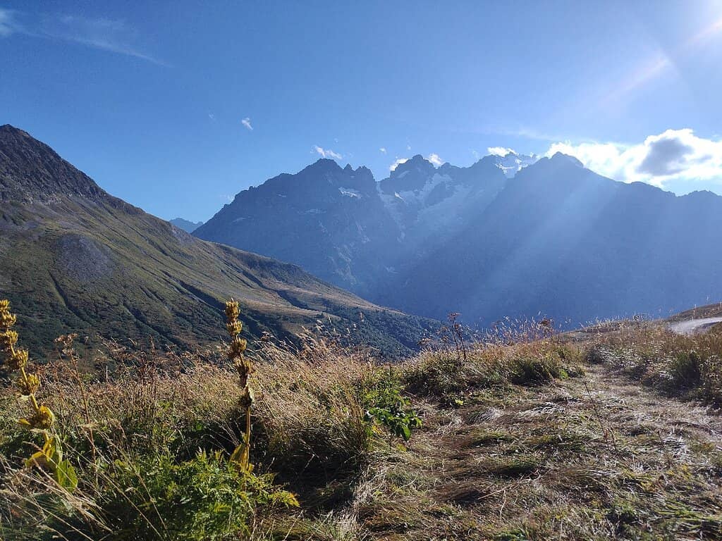 The Scenic Ascent