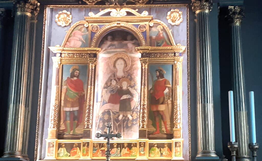 The Pietà Altar