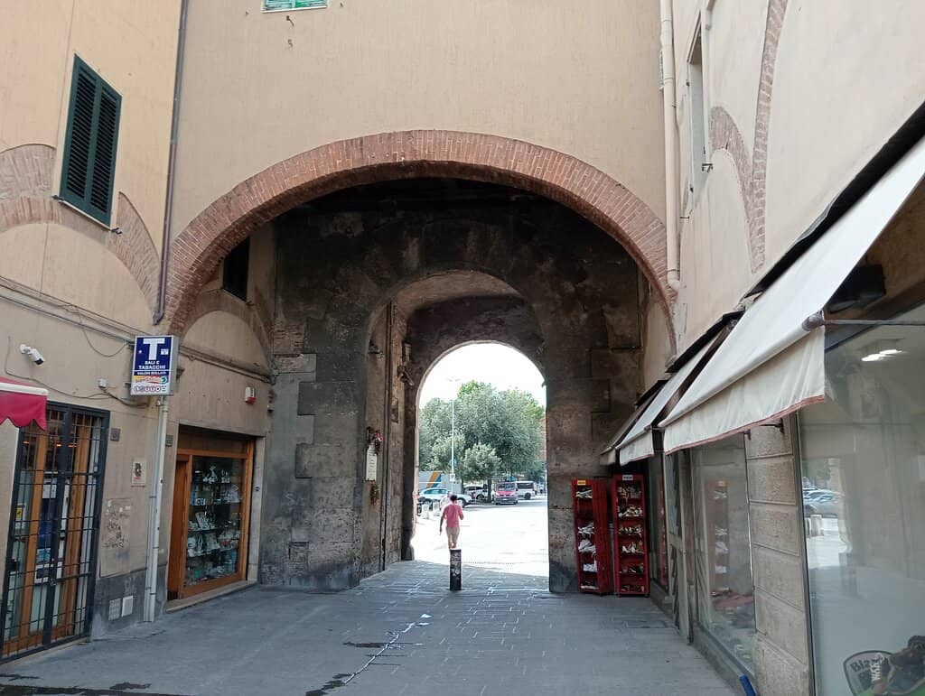 Via Procaccia Pedestrianization