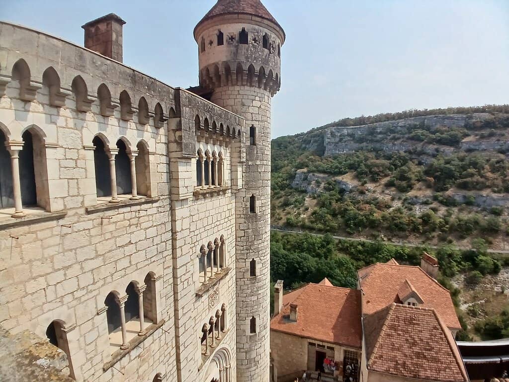 The Ramparts (Remparts)