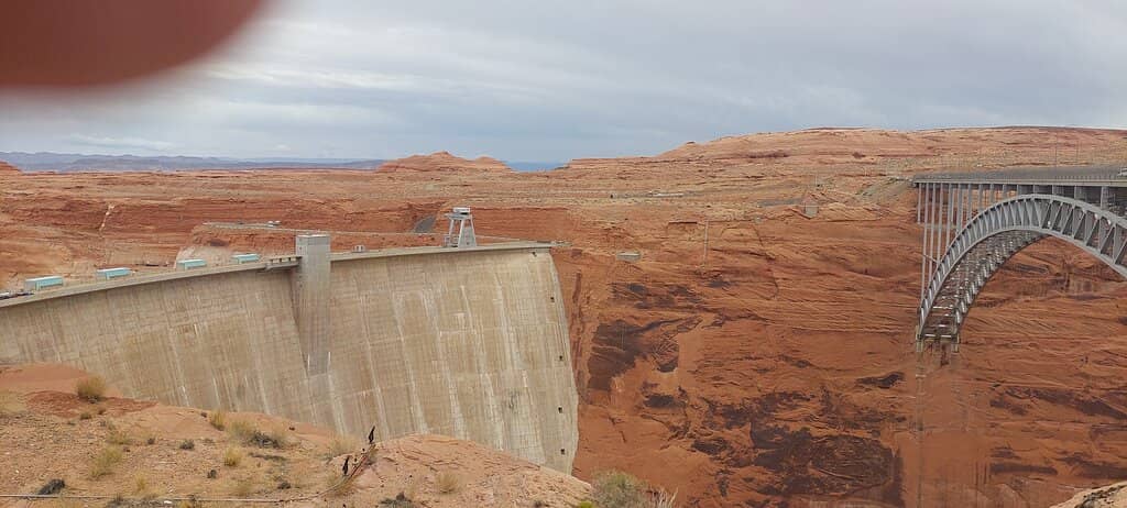 Interactive Dam Exhibits