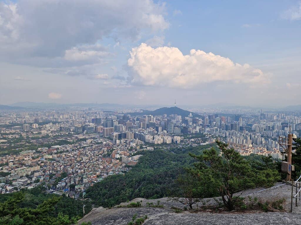 Tiger Statue Entrance