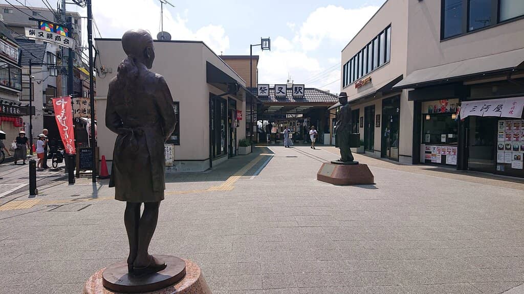 Sakura Statue
