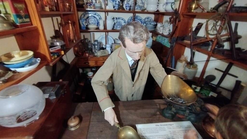 Charming Gardens & Cafe