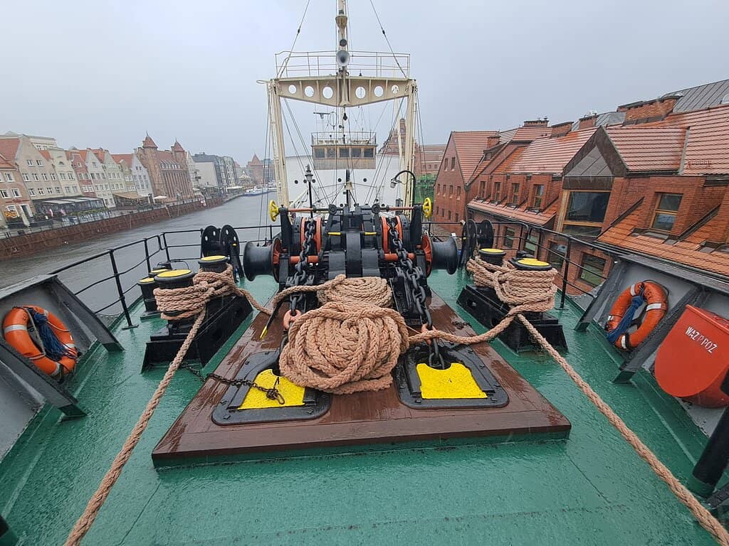 Captain's Bridge
