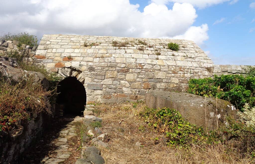 Inchcolm Abbey Ruins