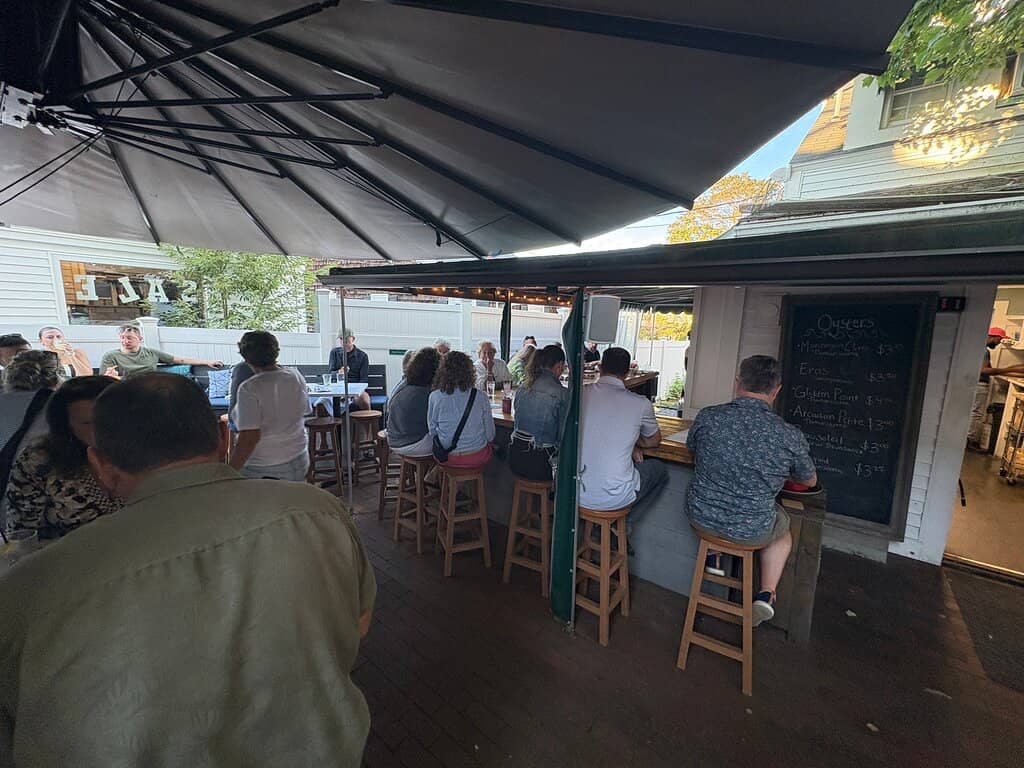 Vibrant Raw Bar & Seafood