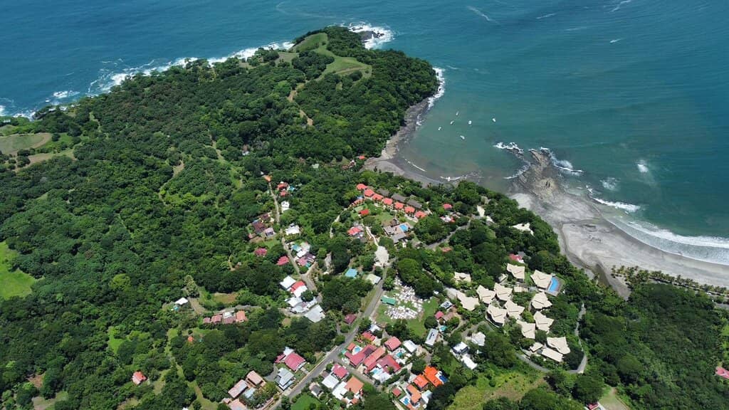Access to Playa Carrillo