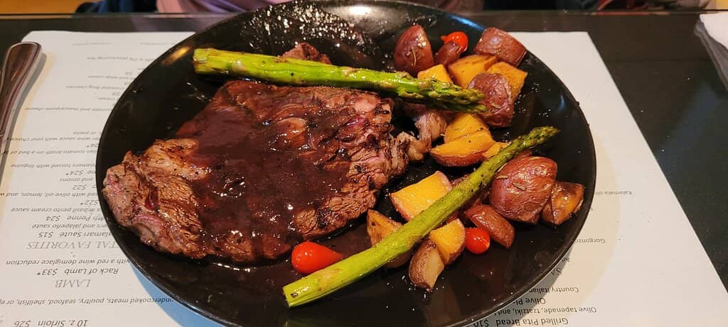 Signature Dishes to Try