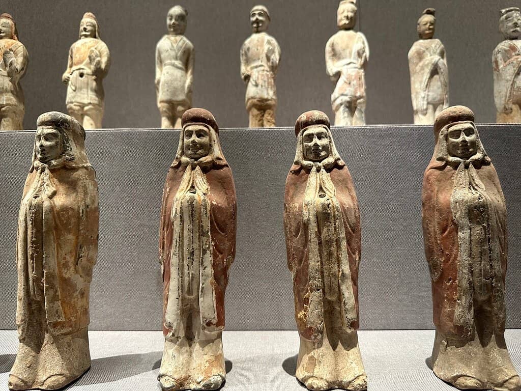 Thousand Years of Dynasties
